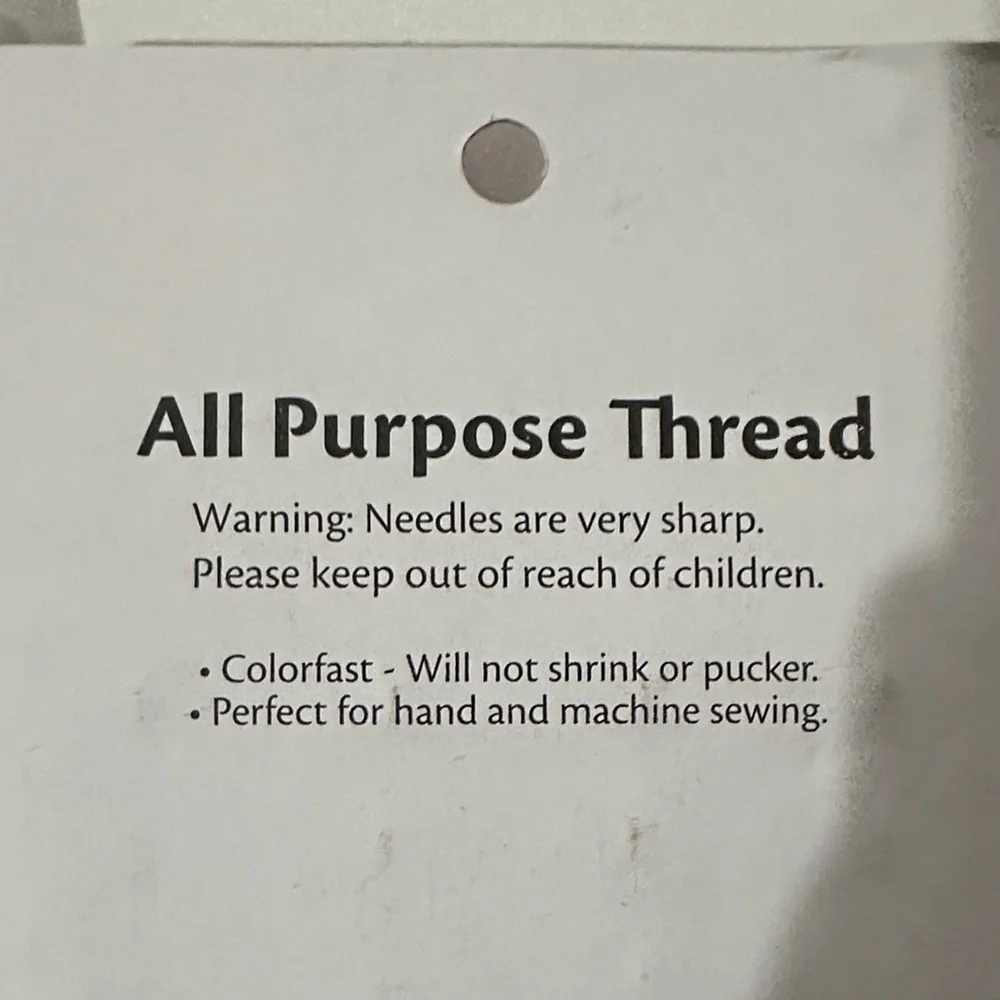 Sewing Kit and Thread Set - Multi-Color - Picture 4 of 12